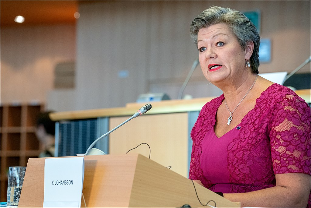 Bild: European Parliament from EU, Hearings Ylva Johansson (Sweden) Home affairs (48826432938), CC-BY-2.0, via Wikimedia Commons (Bildgröße verändert)